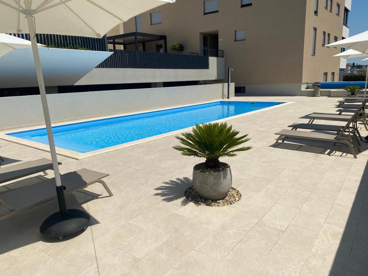 The View Luxury With Pool Apartment Zadar