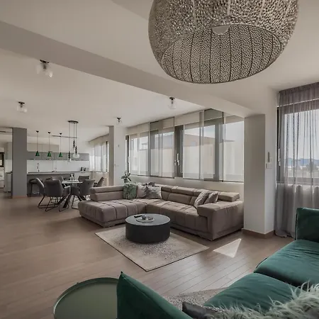 The View Luxury Residence With Pool Zadar Exterior photo