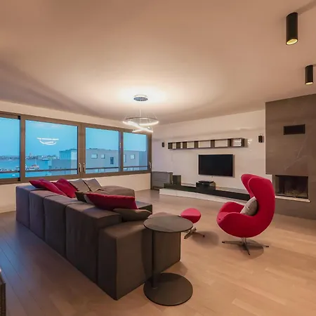 The View Luxury Residence With Pool Zadar Exterior photo
