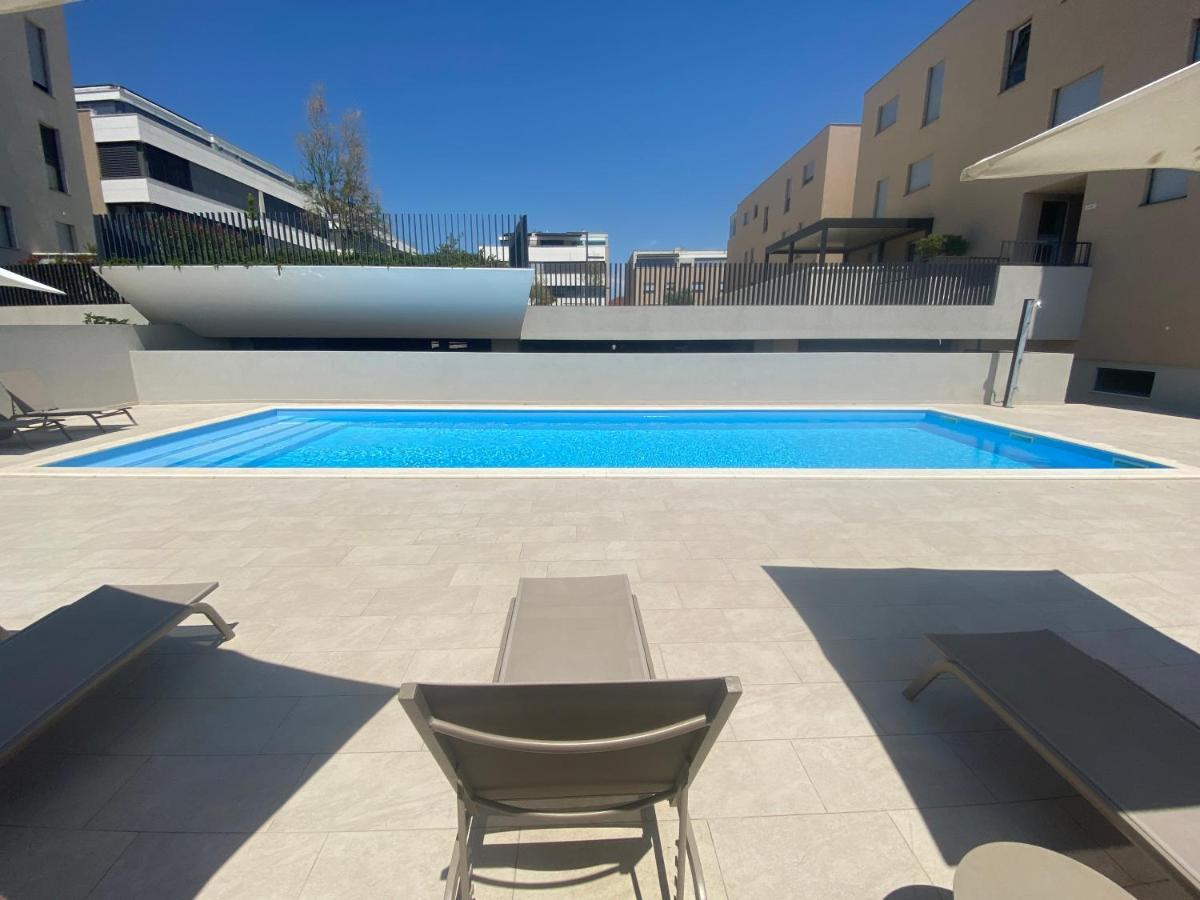 The View Luxury With Pool Apartment