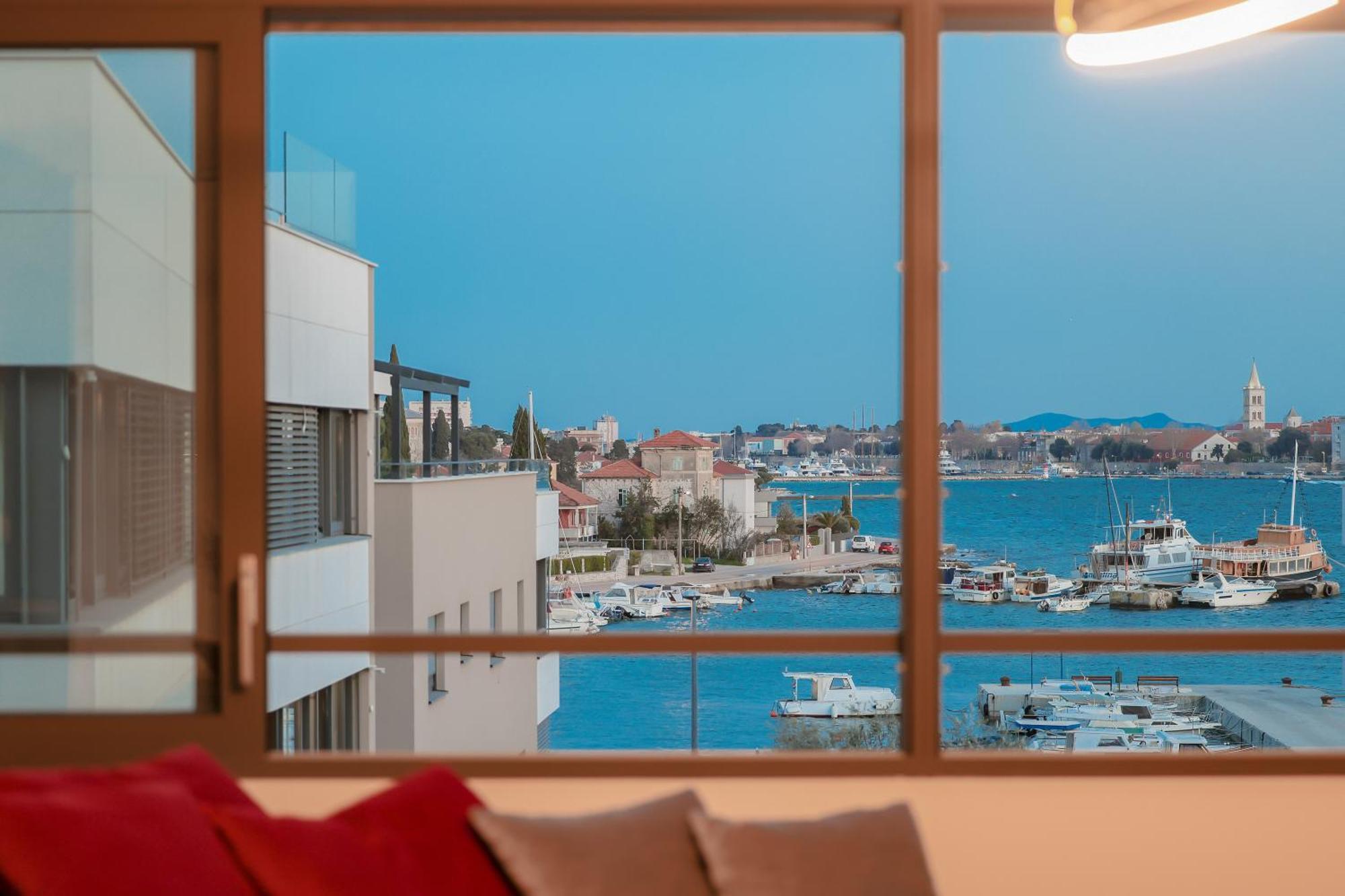 The View Luxury With Pool