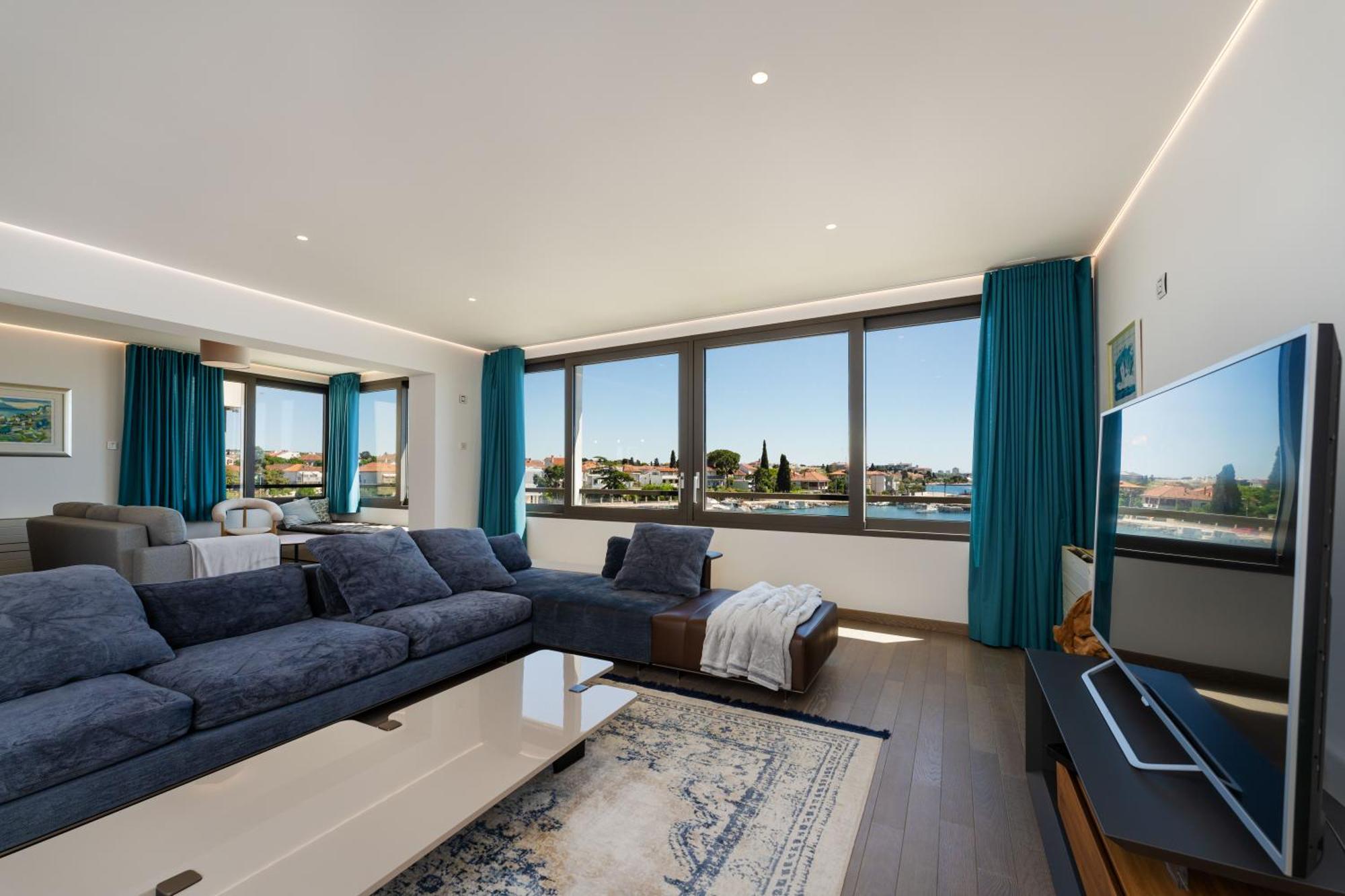 The View Luxury With Pool Zadar