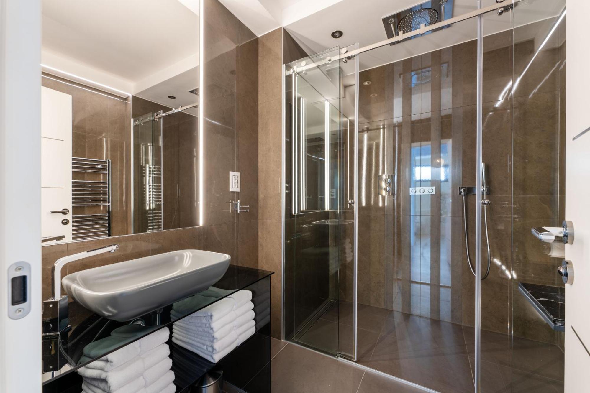 The View Luxury With Pool Zadar